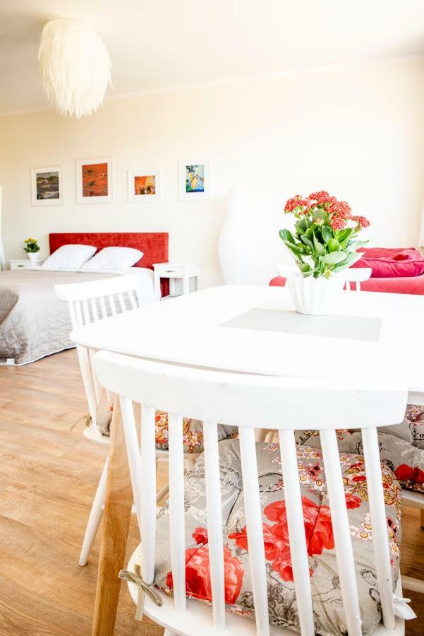 Downtown Apartment Liepāja Eksteriør billede